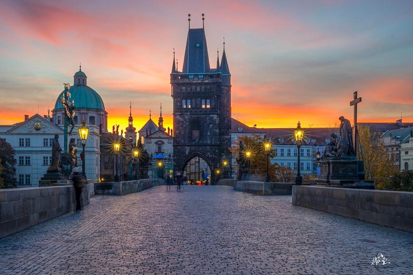 Apartment Lyly - Modern With Free Parking Prague
